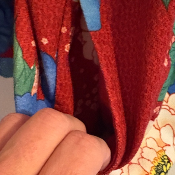 Adidas Red Sweatshirt with Blue Floral Design baggy in like new condition 8 - Picture 6 of 8